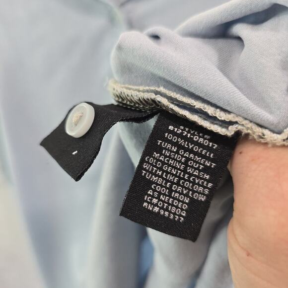 Anthropologie Shirt Womens Medium Blue Cuffed Chambray Light Wash Sanctuary - Picture 9 of 11